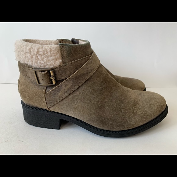 Ugg | Benson Waterproof Ankle Boots - Picture 2 of 11
